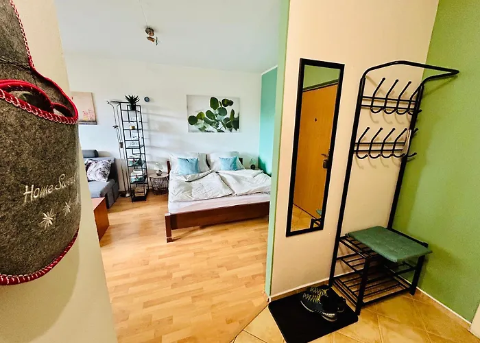 Sunny Vojenska - Old Town Διαμέρισμα