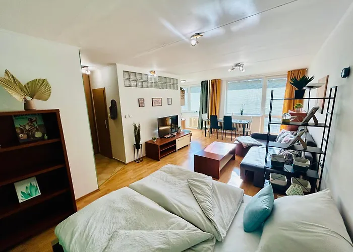 Sunny Vojenska - Old Town Košice